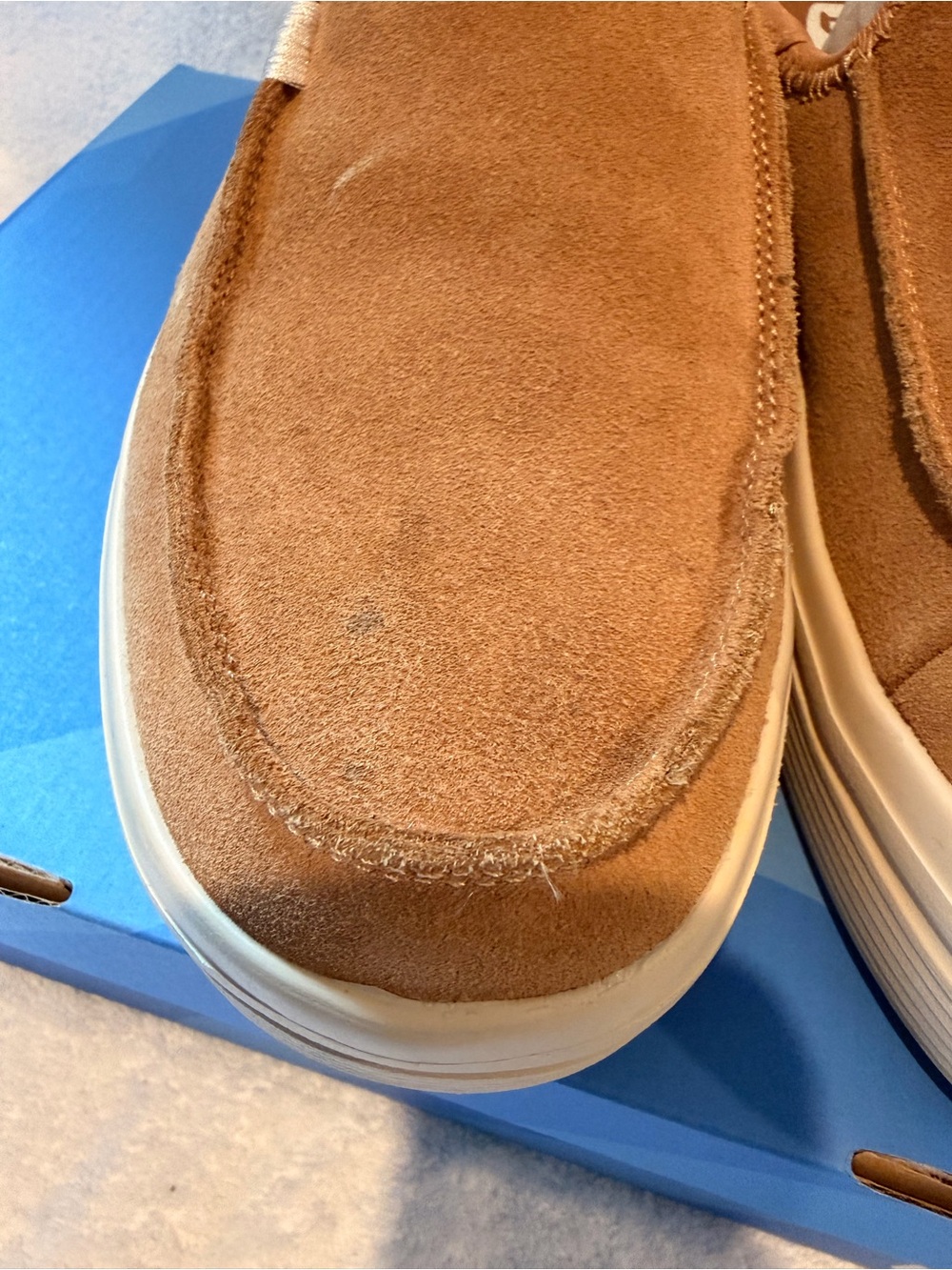 Hey Dude women’s Tan Suede Slip-On Austin lift classics - Picture 3 of 4